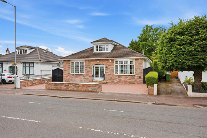 5 Bedroom Bungalow For Sale In Aikenhead Road, King’s Park, G44