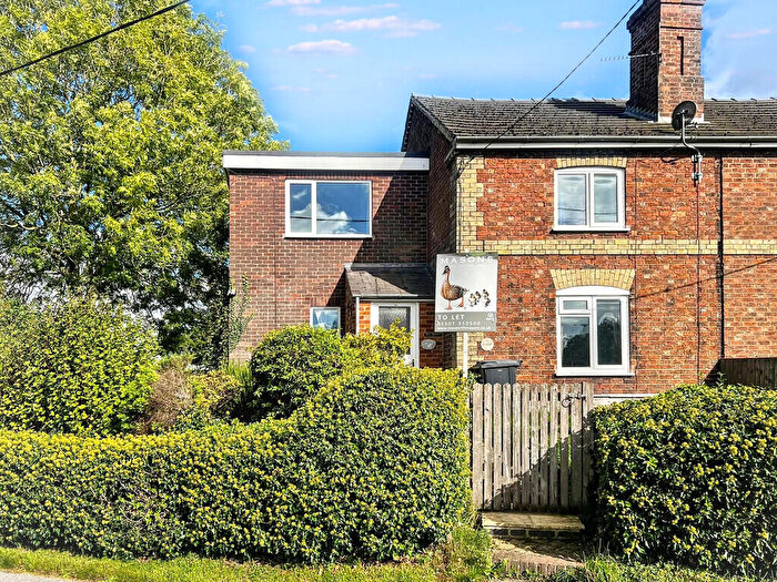 3 Bedroom Semi-Detached House To Rent In Lincoln Road, Baumber, LN9