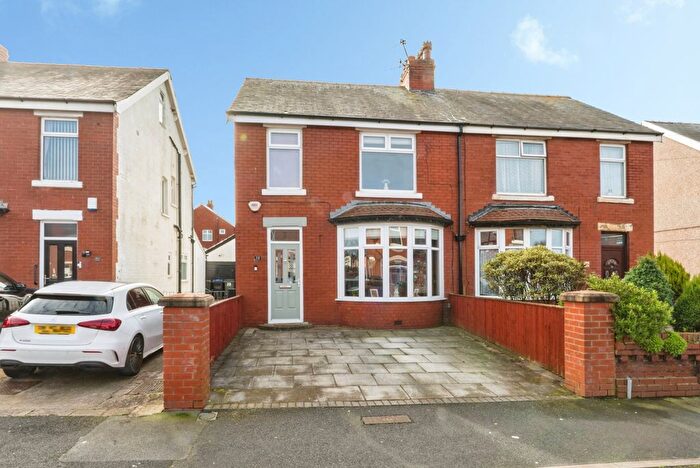 3 Bedroom Semi-Detached House For Sale In Salmesbury Avenue, Blackpool, Lancashire, FY2