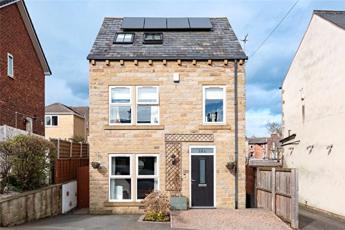 3 Bedroom Detached House For Sale In Wesley Street, Rodley, Leeds, LS13