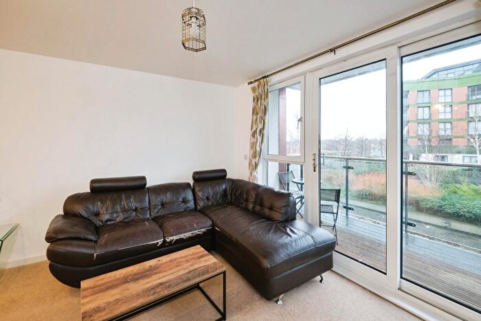 1 Bedroom Flat For Sale In Mason Way, Birmingham, West Midlands, B15