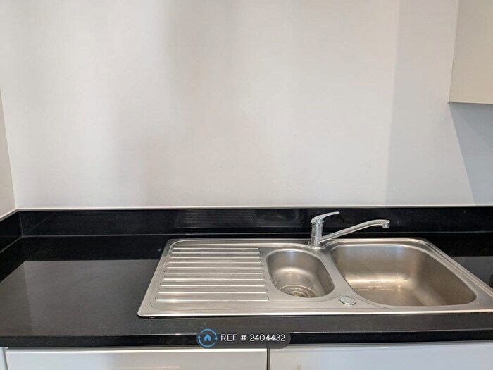 1 Bedroom Flat To Rent In Trident Point, Harrow, HA1