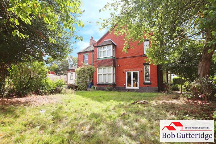 3 Bedroom Semi-Detached House For Sale In London Road, Chesterton, Newcastle, ST5