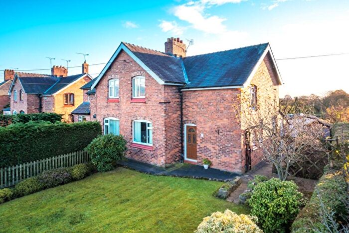 3 Bedroom Semi-Detached House To Rent In Yew Tree Bank, Clotton, CW6
