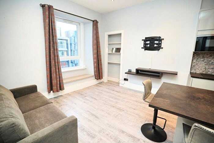 1 Bedroom Flat To Rent In Gibson Terrace, Edinburgh, EH11