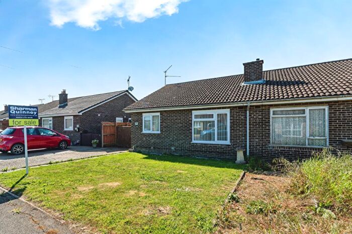 2 Bedroom Semi-Detached Bungalow For Sale In Green Park, Chatteris, PE16