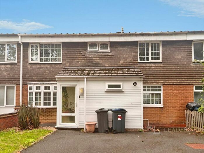 4 Bedroom Terraced House To Rent In Kestrel Avenue, B25