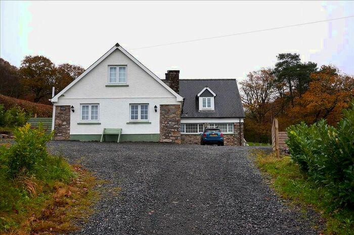 4 Bedroom Detached Bungalow For Sale In Cysgod Y Coed, Llandyfan, Ammanford, SA18