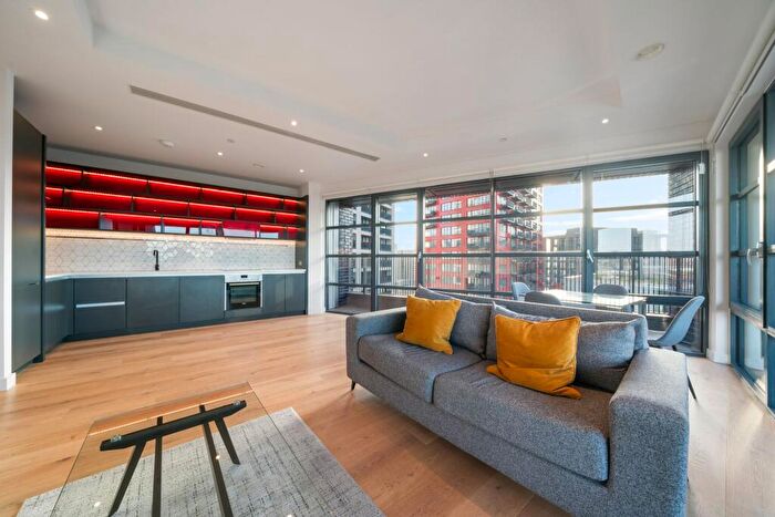 2 Bedroom Flat For Sale In Bridgewater House, Lookout Lane, London, E14