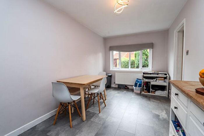 3 Bedroom Terraced House For Sale In Elgar Close, Clevedon, BS21