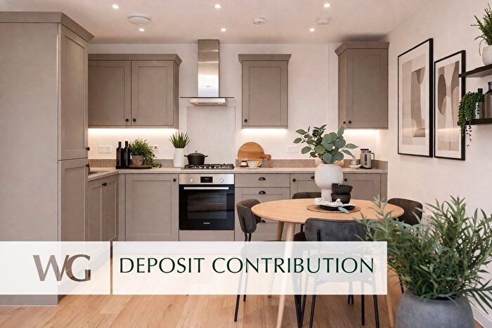 2 Bedroom Flat For Sale In Alphington, Exeter, EX2