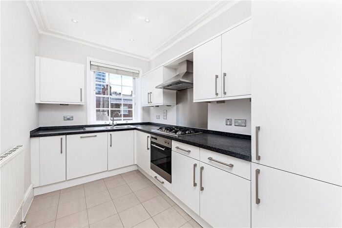 1 Bedroom Flat To Rent In Upper Berkeley Street, Marylebone, London, W1H