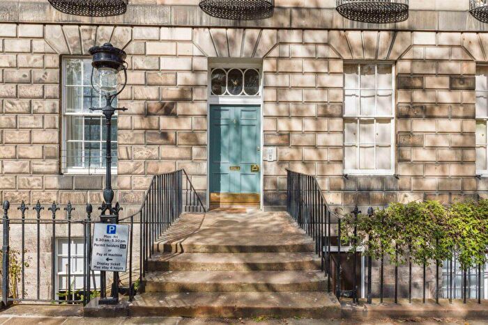 1 Bedroom Flat For Sale In B, North East Circus Place, Stockbridge, Edinburgh, EH3