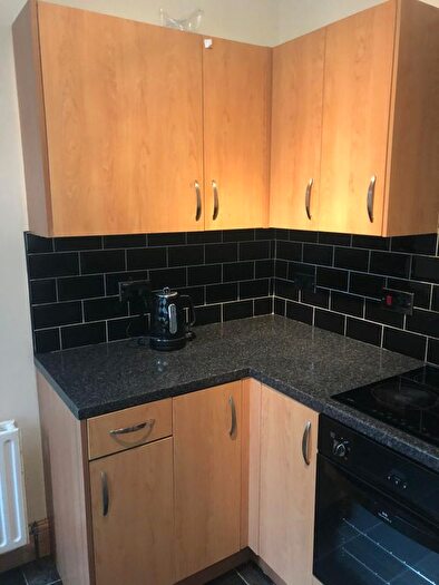 5 Bedroom Semi Detached House To Rent In Headingley Avenue, Leeds, LS6