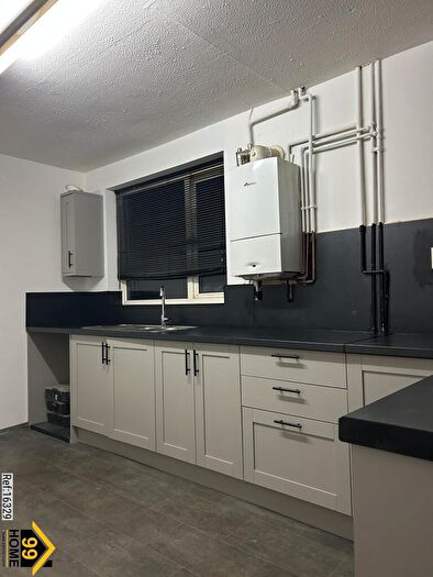 3 Bedroom Semi Detached House To Rent In Camden Gardens, Thornton Heath, Surrey, CR7