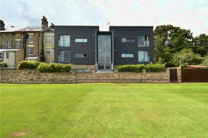 1 Bedroom Apartment To Rent In Clare Road, Cambridge, CB3