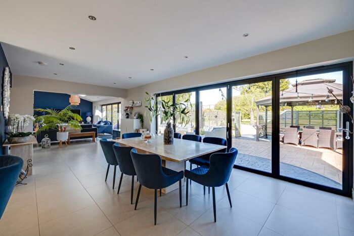 4 Bedroom Detached House For Sale In Coalpit Lane, Mollington, CH1