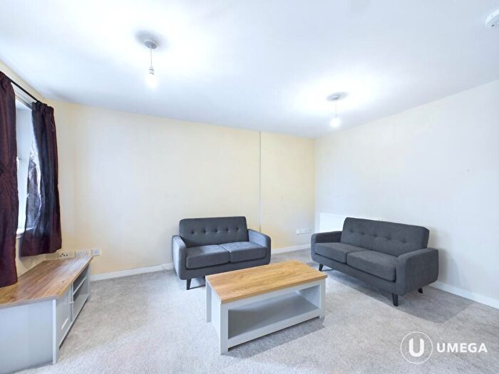 3 Bedroom Apartment To Rent In Hawkhill Close, Lochend, Edinburgh, EH7