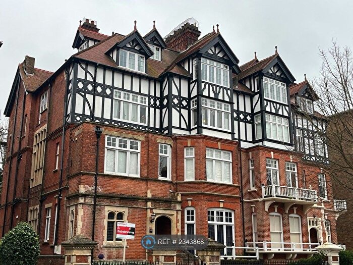 4 Bedroom Flat To Rent In Earls Avenue, Folkestone, CT20