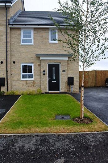 3 Bedroom End Of Terrace House For Sale In Sgt Mark Stansfield Way, Hyde, Cheshire, SK14