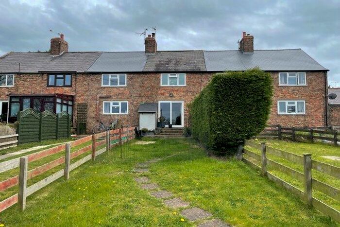 2 Bedroom Property To Rent In Sand Lane, Malton, YO17