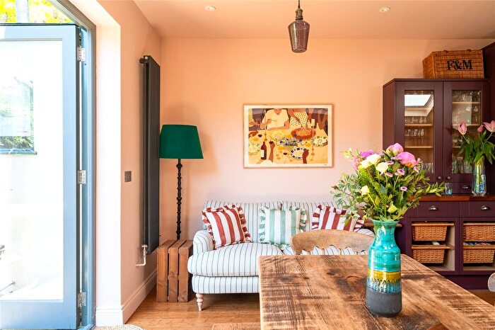 5 Bedroom Terraced House To Rent In Gleneagle Road, London, SW16