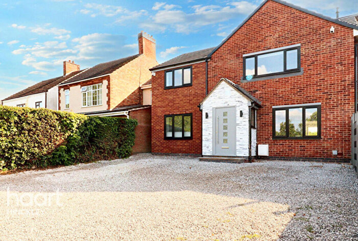 5 Bedroom Semi-Detached House For Sale In Stanton Road, Elmesthorpe, LE9