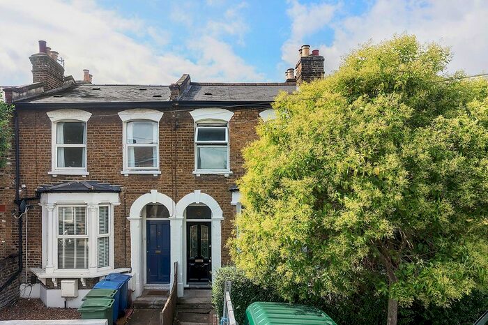 5 Bedroom Terraced House To Rent In Hollydale Road, London, SE15