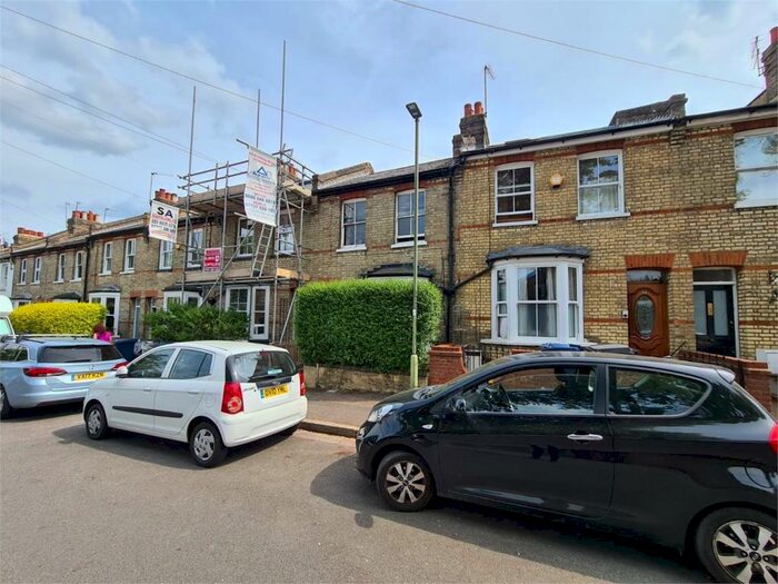 3 Bedroom Terraced House To Rent In Hamilton Road, East Finchley, N2