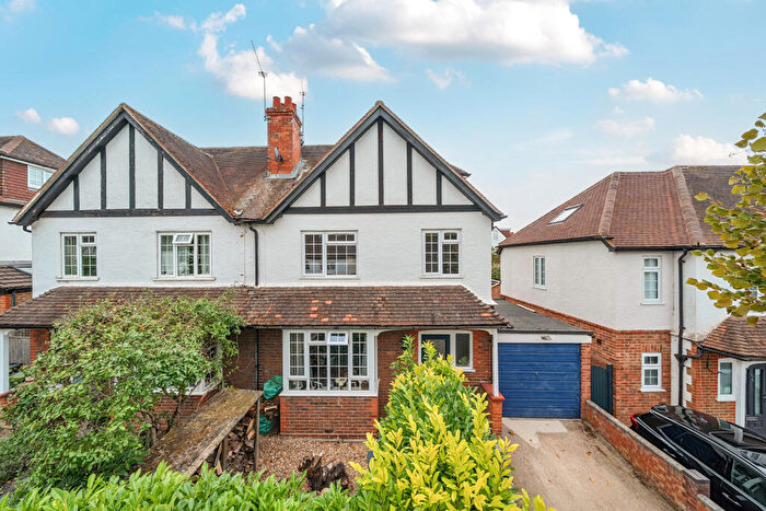 4 Bedroom Semi Detached House For Sale In Dunsdon Avenue, Guildford, GU2