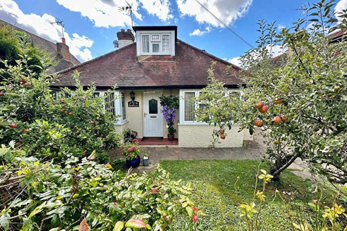 4 Bedroom Detached House For Sale In Howard Road, Seer Green, HP9