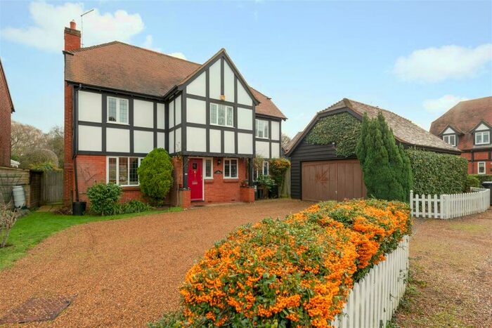 4 Bedroom Detached House To Rent In Little Paddocks, Chestfield, Whitstable, CT5