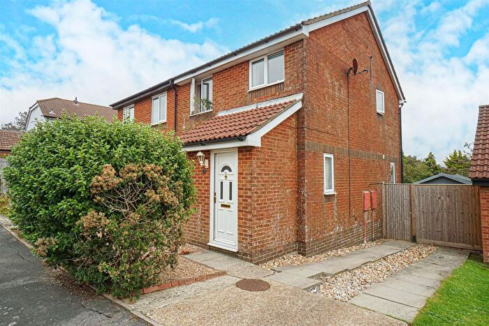 3 Bedroom Semi Detached House For Sale In Fairfield Road, St. Leonards-On-Sea, TN37