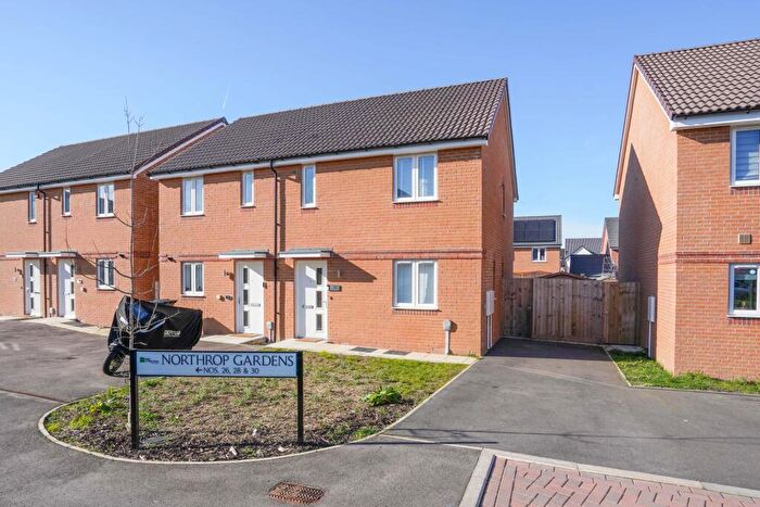 3 Bedroom Semi-Detached House For Sale In Northrop Gardens, Grove, OX12