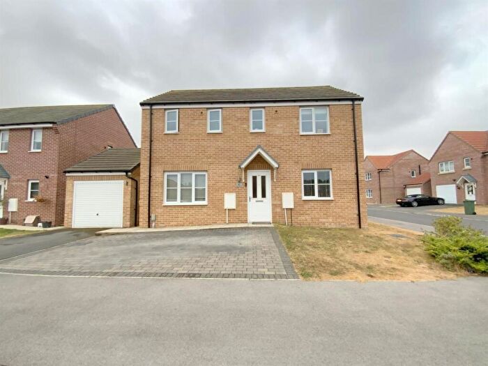 3 Bedroom Detached House For Sale In Links Drive, Humberston, DN36
