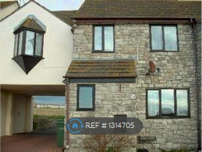 4 Bedroom Terraced House To Rent In Weston Street, Portland DT5