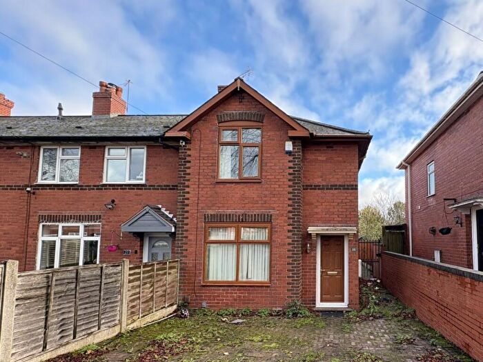 3 Bedroom End Of Terrace House For Sale In Wasdale Road, Birmingham, West Midlands, B31