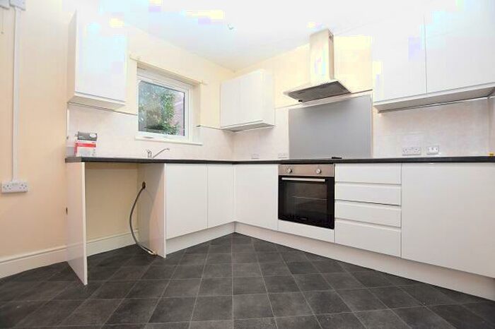 1 Bedroom Apartment To Rent In Tollgate Court, Sheffield, S3