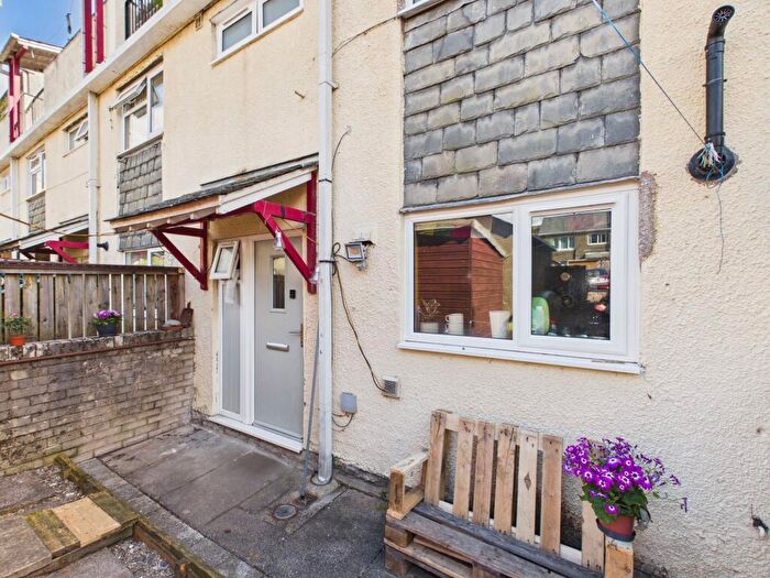 3 Bedroom Maisonette For Sale In Jennings Terrace, Kendal, LA9