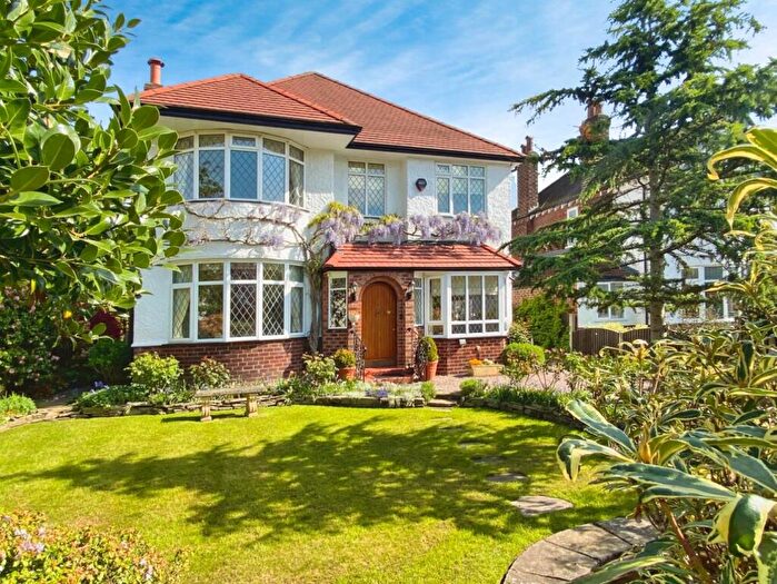 4 Bedroom Detached House For Sale In Park Avenue, Wilmslow, SK9