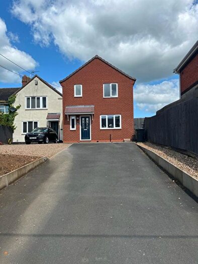 3 Bedroom Detached House To Rent In Doddington Road, Earls Barton, Northampton, NN6