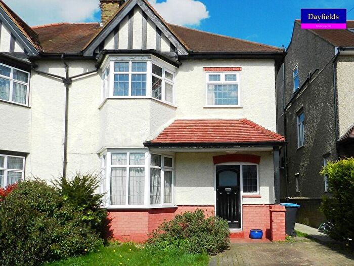 3 Bedroom Semi Detached House To Rent In Park Crescent, London, EN2