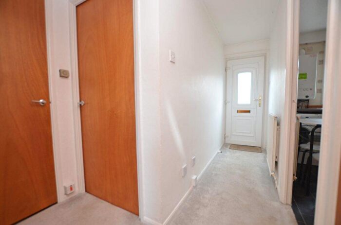1 Bedroom Flat To Rent In Wallacefield, Troon, KA10