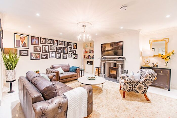 2 Bedroom Flat To Rent In Nelson Crescent, Ramsgate, CT11