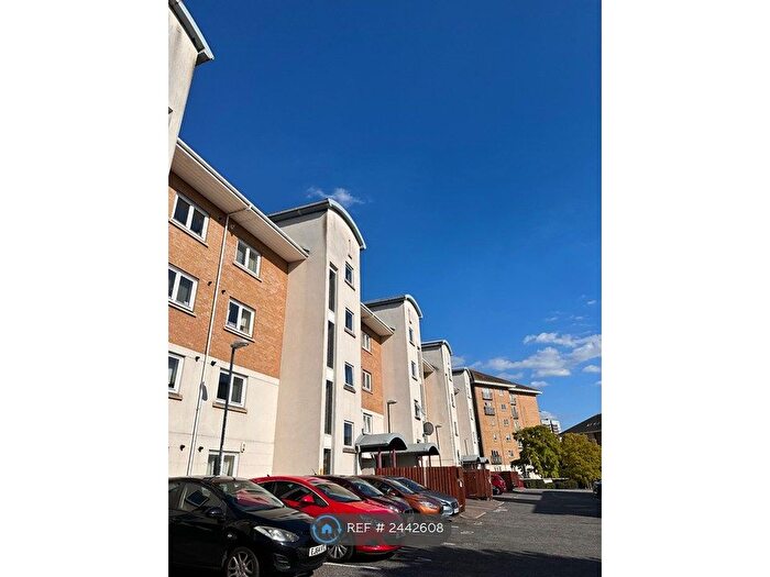 2 Bedroom Flat To Rent In Windrush Court, Erith, DA8