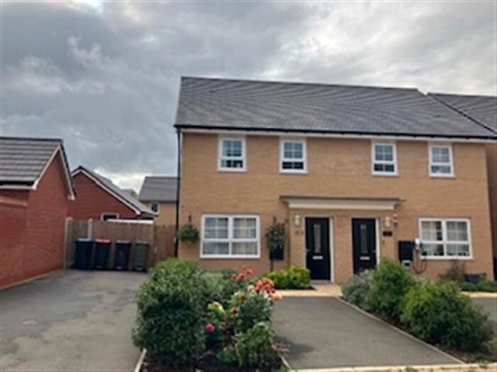 3 Bedroom Semi-Detached House To Rent In Wells Grove, Eagle Farm South, Milton Keynes, MK17
