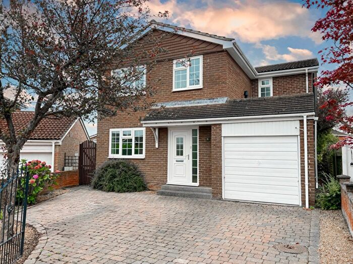 5 Bedroom Detached House For Sale In Woodbrook Close, New Marske, TS11