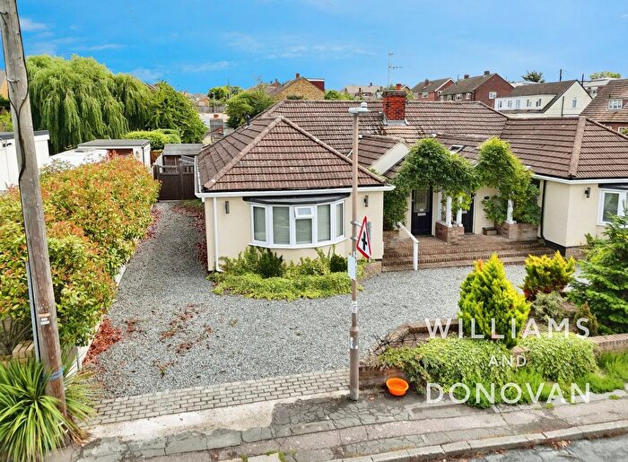 3 Bedroom Semi Detached Bungalow For Sale In South View Road, South Benfleet, SS7