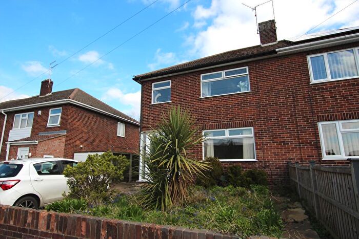 3 Bedroom Semi-Detached House To Rent In Canterbury Road, Werrington, Peterborough, PE4