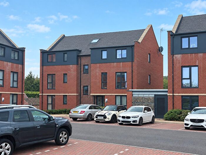 2 Bedroom Flat For Sale In Great Tinings House, Waddington Close, BS11